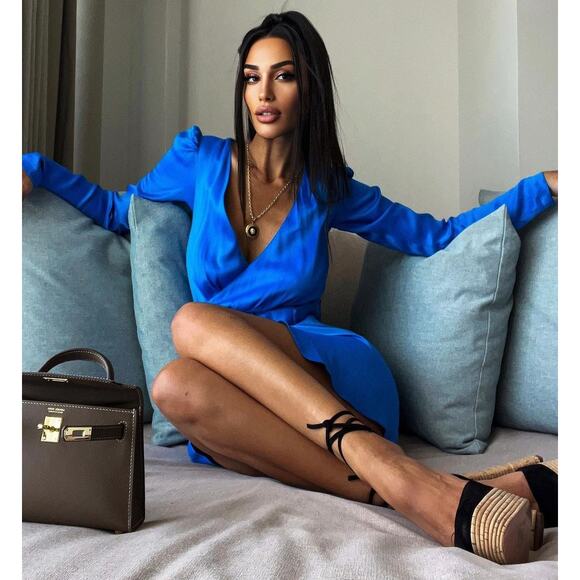 ZARA BLOGGER FAVE!!! V-Neck Wrap Dress NWT - Picture 15 of 16